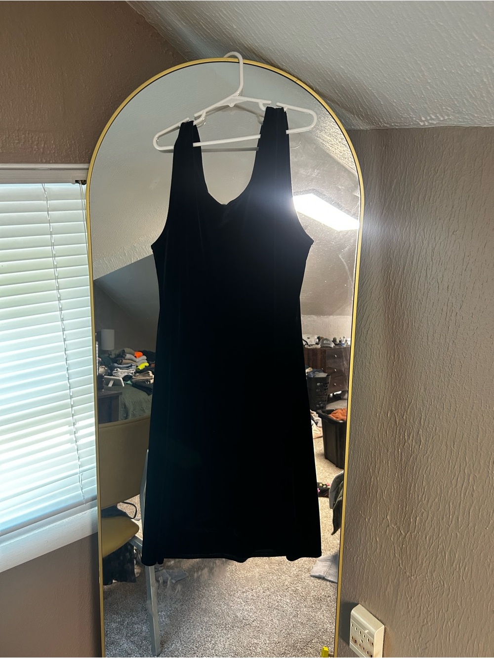 Vintage Black velvet Sleeveless Women's Dress